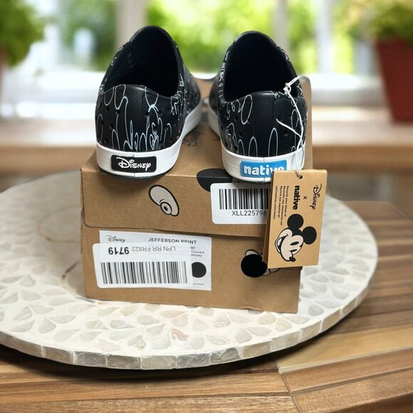 Native Kids X Disney Jefferson Print Slip-on Water Shoes Mickey Doodle Size J 1 - Picture 10 of 14